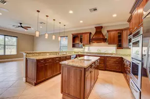 6669 Cobia Cir, Boynton Beach, FL 33437 - Photo 13