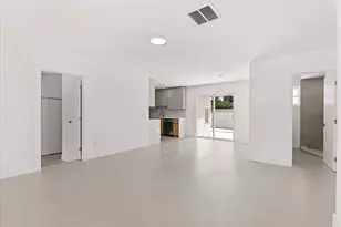 3856 Corrigan Ct, Lake Worth Beach, FL 33461 - Photo 9