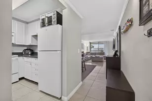 890 N Federal Hwy, Lantana, FL 33462 - Photo 11