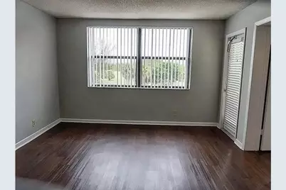 708 Executive Center Drive #12, West Palm Beach, FL 33401 - Photo 3