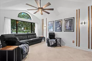 10798 Sea Cliff Cir, Boca Raton, FL 33498 - Photo 3