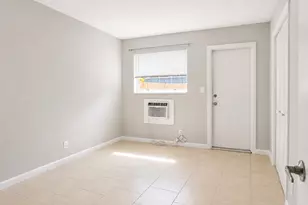 181 NW 42nd St, Oakland Park, FL 33309 - Photo 15