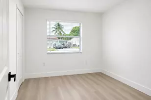 2013 Longwood Rd, West Palm Beach, FL 33409 - Photo 13
