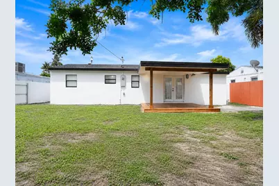 2013 Longwood Road, West Palm Beach, FL 33409 - Photo 3