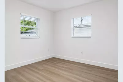 2013 Longwood Road, West Palm Beach, FL 33409 - Photo 15