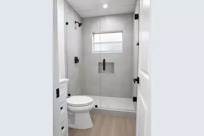 2013 Longwood Road, West Palm Beach, FL 33409 - Photo 11
