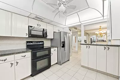 448 Piedmont J #448, Delray Beach, FL 33484 - Photo 11
