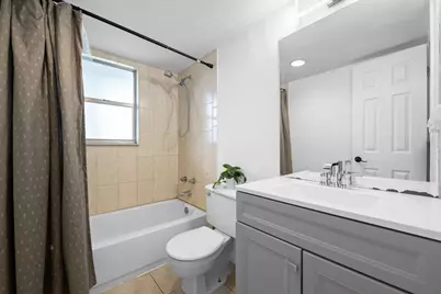 430 SE 2nd Avenue #21, Deerfield Beach, FL 33441 - Photo 11