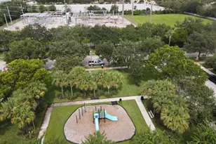 1908 SE Korona Dr, Port Saint Lucie, FL 34952 - Photo 17