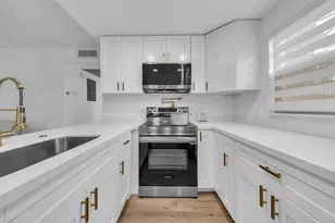 21 Prescott B, Deerfield Beach, FL 33442 - Photo 13