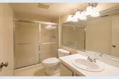 222 Pine Hov Circle #B-2, Greenacres, FL 33463 - Photo 9