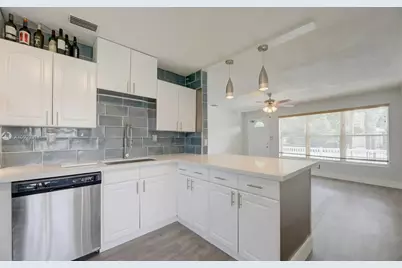 1521 NE 32nd Court, Pompano Beach, FL 33064 - Photo 9