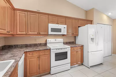 8271 Sun Lake Drive, Boca Raton, FL 33496 - Photo 7