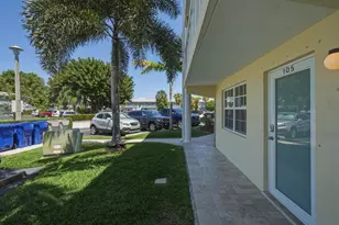700 Pine Dr, Pompano Beach, FL 33060 - Photo 21