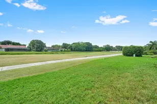5569 Lakeview Mews Dr, Boynton Beach, FL 33437 - Photo 45