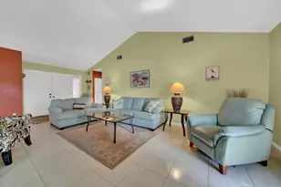 5569 Lakeview Mews Dr, Boynton Beach, FL 33437 - Photo 25
