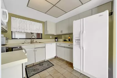 5569 Lakeview Mews Drive, Boynton Beach, FL 33437 - Photo 5