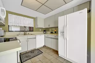 5569 Lakeview Mews Dr, Boynton Beach, FL 33437 - Photo 5