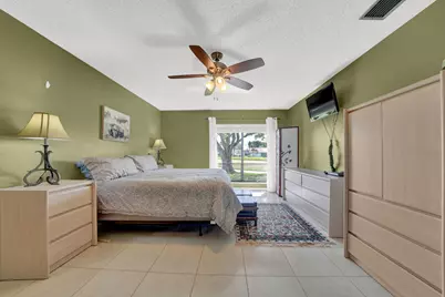 5569 Lakeview Mews Drive, Boynton Beach, FL 33437 - Photo 37