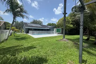 8651 NW 21st Ct, Coral Springs, FL 33071 - Photo 3