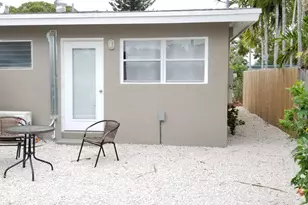 1000 NE 17th Ct, Fort Lauderdale, FL 33305 - Photo 29