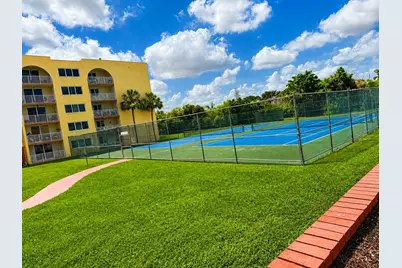 6980 NW 186th Street #3-523A, Hialeah, FL 33015 - Photo 9