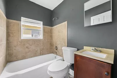 649 W 10th Street, Riviera Beach, FL 33404 - Photo 13