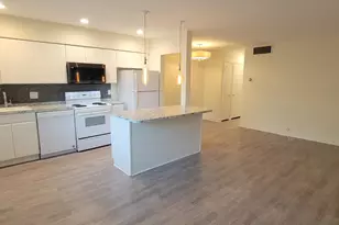 2110 NE 39th St, Fort Lauderdale, FL 33308 - Photo 7