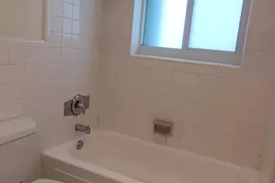 2110 NE 39th St, Fort Lauderdale, FL 33308 - Photo 13