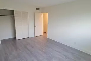 2110 NE 39th St, Fort Lauderdale, FL 33308 - Photo 9