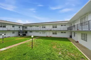 6191 SW 37th St, Davie, FL 33314 - Photo 15