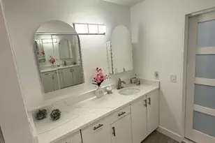 8182 Springtree Rd, Boca Raton, FL 33496 - Photo 11