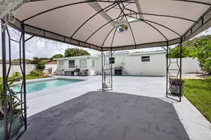 813 Date Palm Dr, Lake Park, FL 33403 - Photo 41