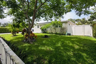 813 Date Palm Drive, Lake Park, FL 33403 - Photo 3