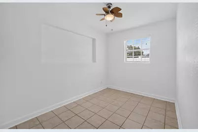 813 Date Palm Drive, Lake Park, FL 33403 - Photo 23