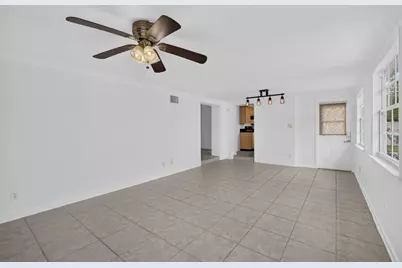 813 Date Palm Drive, Lake Park, FL 33403 - Photo 21