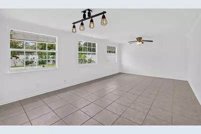 813 Date Palm Drive, Lake Park, FL 33403 - Photo 17