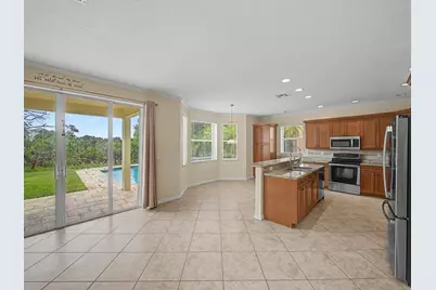 11728 SW Bennington Circle, Port Saint Lucie, FL 34987 - Photo 9