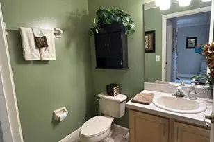 10470 Pelican Dr, Wellington, FL 33414 - Photo 13