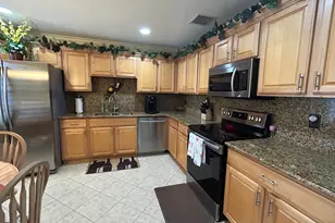10470 Pelican Dr, Wellington, FL 33414 - Photo 15