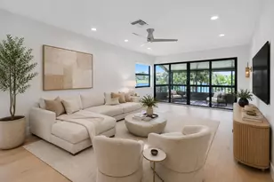 13921 Royal Palm Ct, Delray Beach, FL 33484 - Photo 5