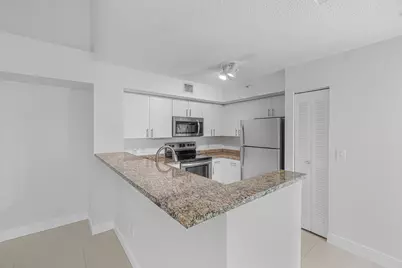 131 Yacht Club Way #307, Hypoluxo, FL 33462 - Photo 9