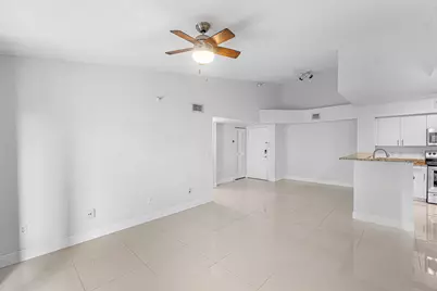 131 Yacht Club Way #307, Hypoluxo, FL 33462 - Photo 7