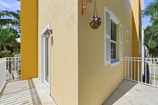 2332 Vintage Dr, Lighthouse Point, FL 33064 - Photo 29