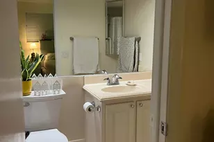 424 SE 10th St, Dania Beach, FL 33004 - Photo 13