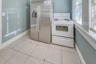 225 S K St, Lake Worth Beach, FL 33460 - Photo 13