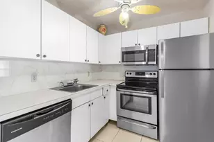 418 Tilford T, Deerfield Beach, FL 33442 - Photo 9