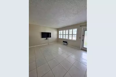 418 Tilford T #418, Deerfield Beach, FL 33442 - Photo 3