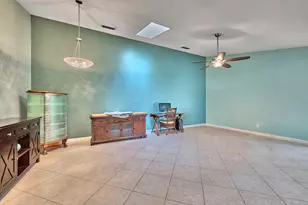1202 NW Sun Terrace Cir, Port Saint Lucie, FL 34986 - Photo 23