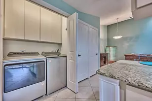 1202 NW Sun Terrace Cir, Port Saint Lucie, FL 34986 - Photo 15